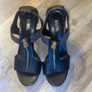 Michael Kors Women Shoes Size 9M